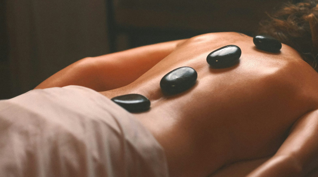 Massage aux pierres chaudes Haussy